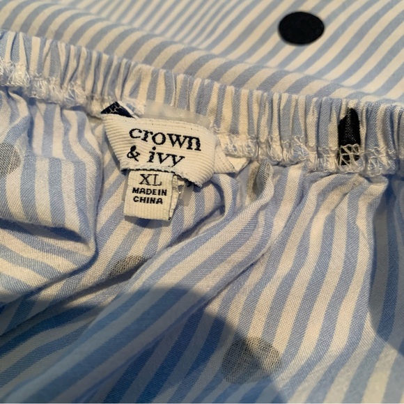 Crown & Ivy Blue Sleeveless Tie Front Tank Top - Picture 5 of 8